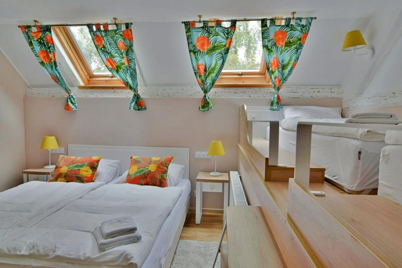 Bed & Breakfast Gosciniec Nowa Wioska 3*