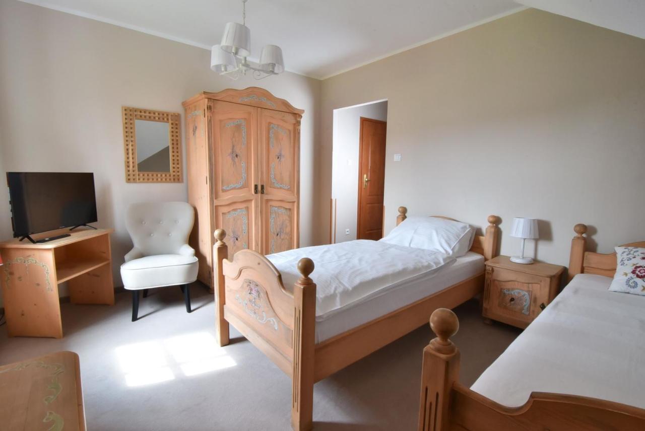 Gosciniec Nowa Wioska Bed & Breakfast