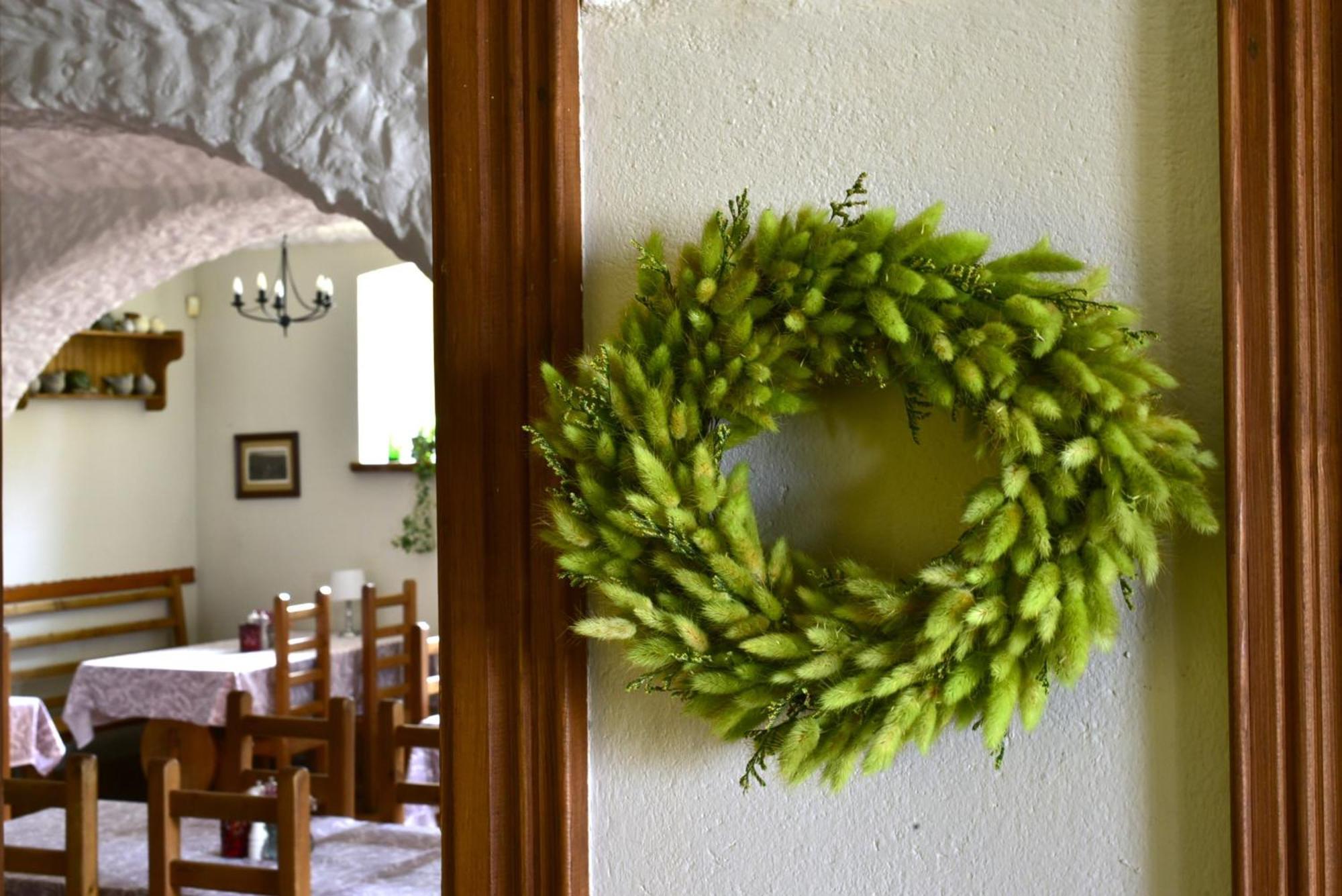 Gosciniec Nowa Wioska Bed & Breakfast 3*