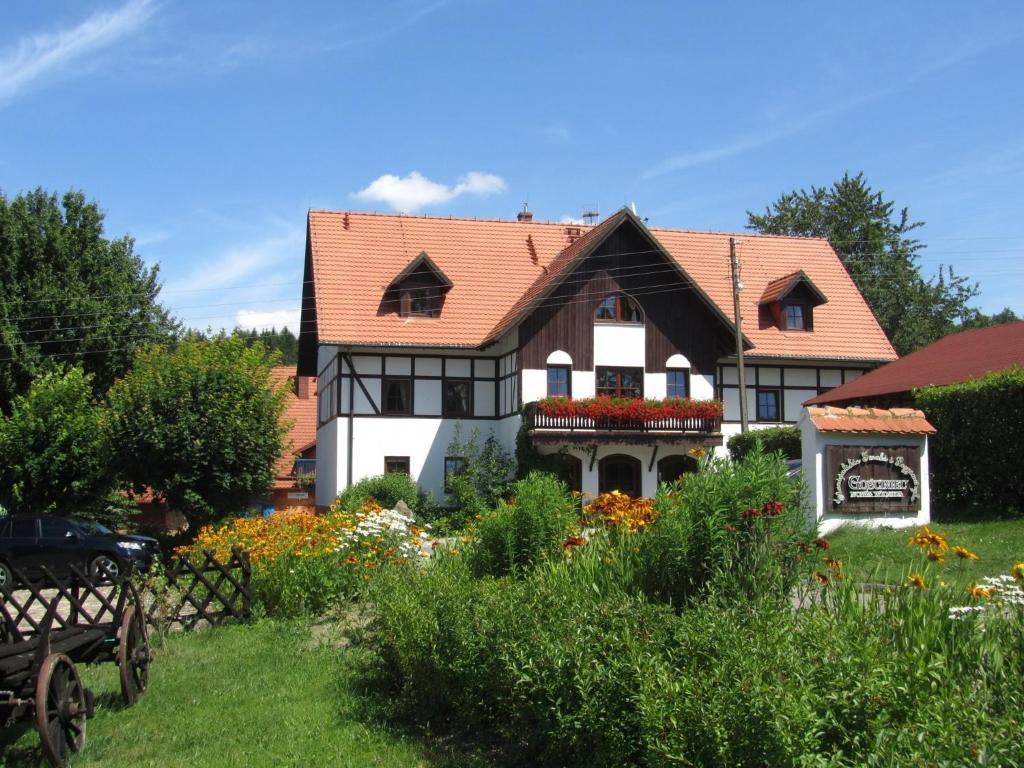 Gosciniec Nowa Wioska 3*